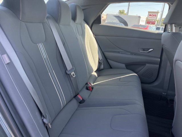 Certified 2024 Hyundai Elantra SEL FWD image 20