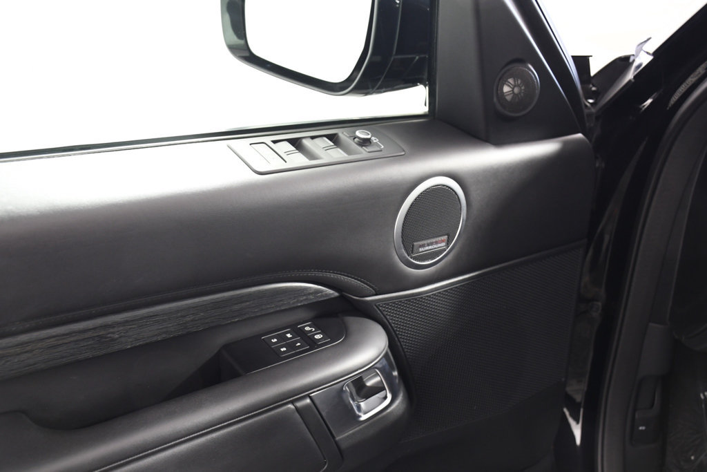 Used 2020 Land Rover Discovery HSE Luxury AWD/4WD image 15