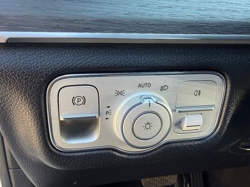 Used 2021 Mercedes-Benz GLE 350 image 22