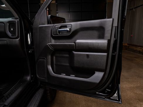 Used 2022 Chevrolet Silverado 1500 Custom Trail Boss image 37