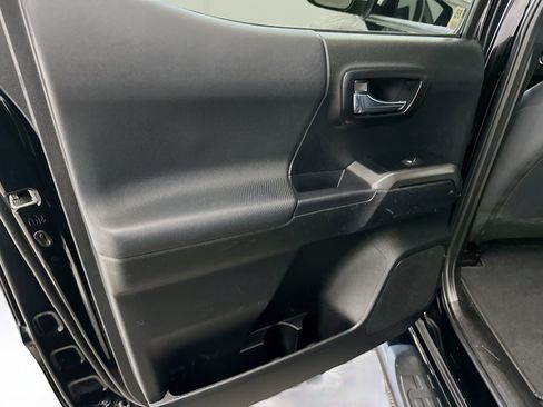 Used 2023 Toyota Tacoma TRD Off-Road w/ Technology Package image 27