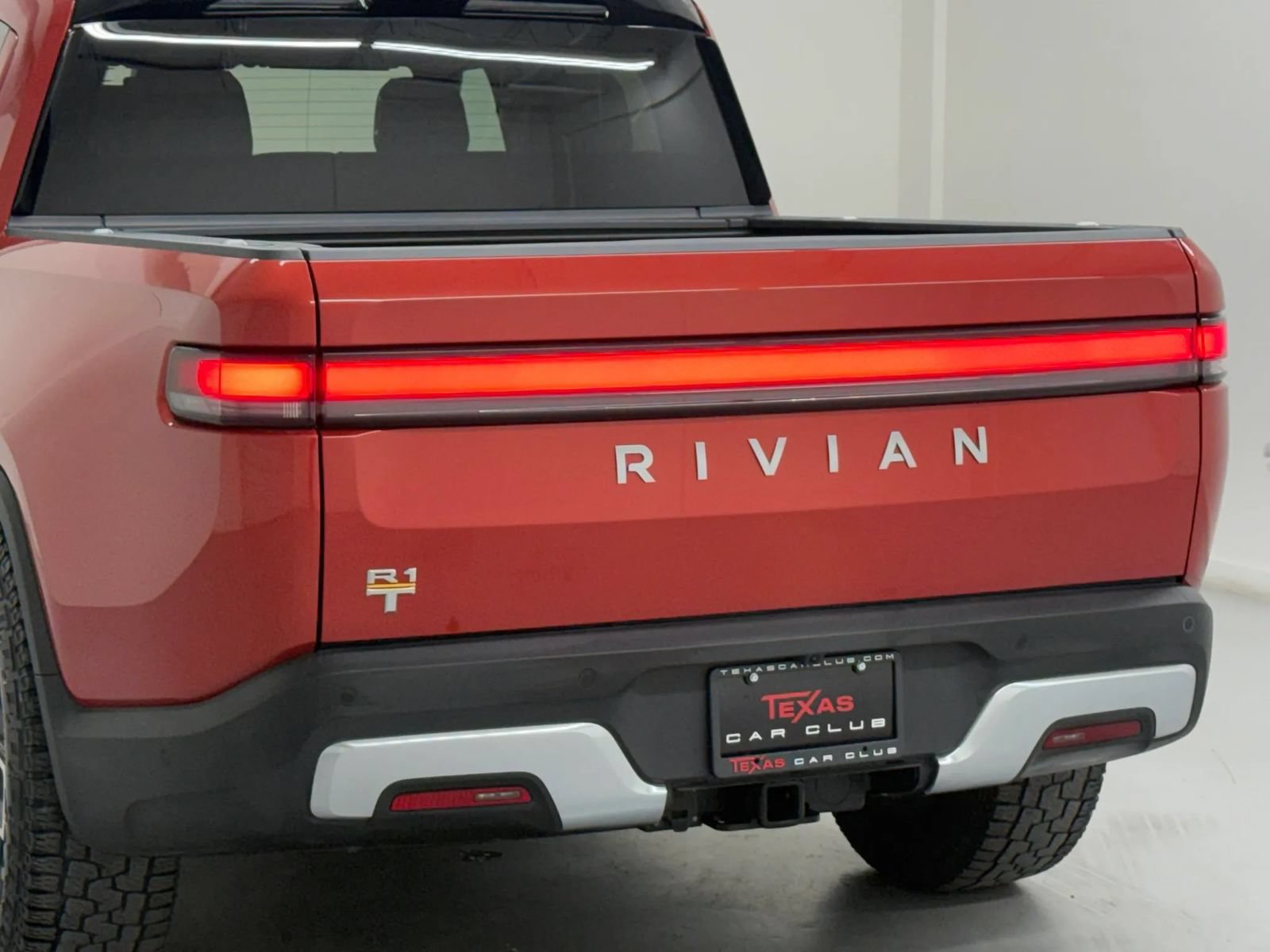 Used 2023 Rivian R1T Adventure Quad AWD/4WD image 41