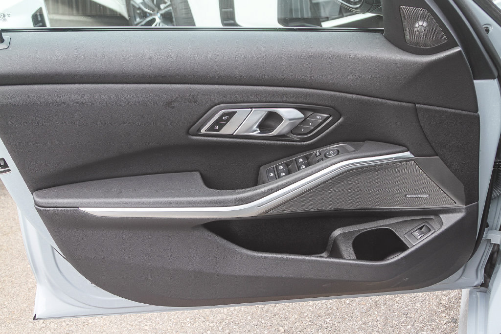 Certified 2023 BMW M340i RWD image 17