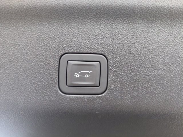 Used 2024 Chevrolet Tahoe RST w/ RST Performance Edition AWD/4WD image 7