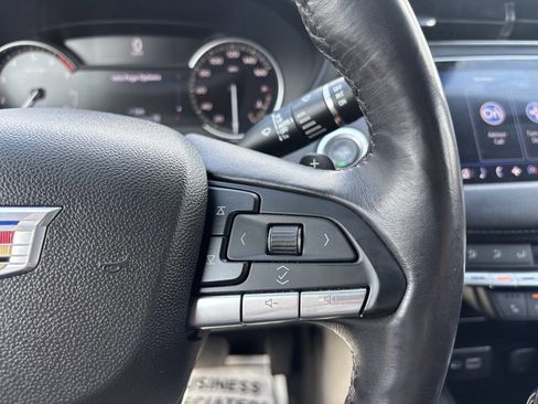 Used 2023 Cadillac XT4 Premium Luxury w/ Cold Weather Package image 12