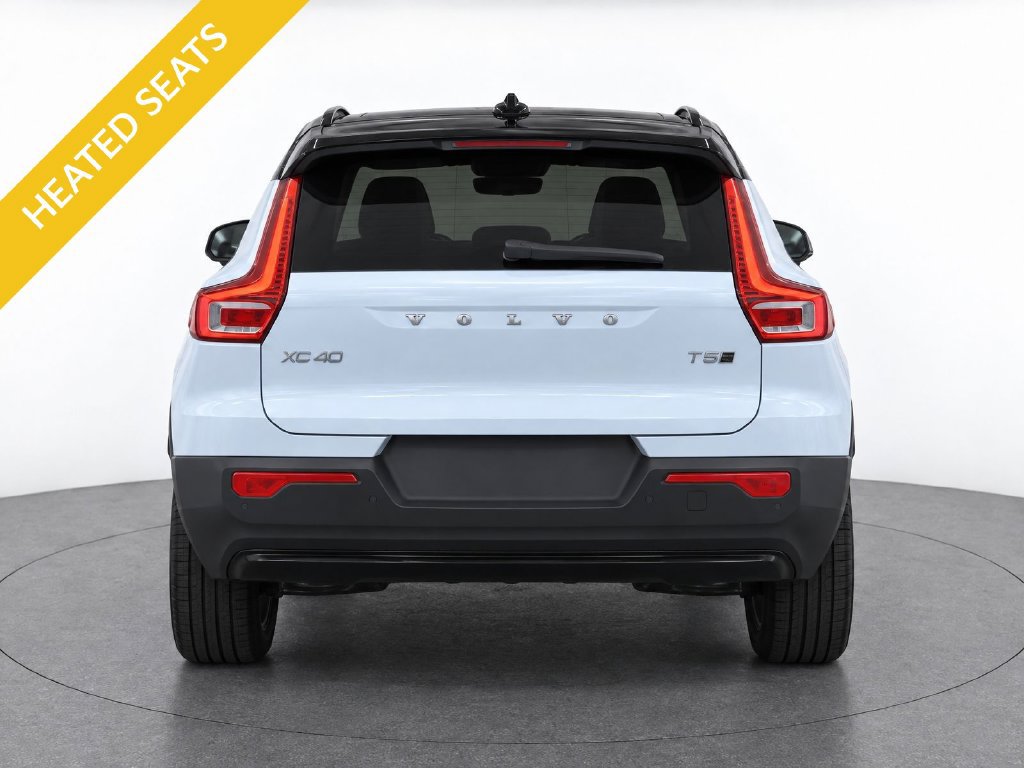 Used 2022 Volvo XC40 T5 R-Design w/ Advanced Package AWD/4WD image 6