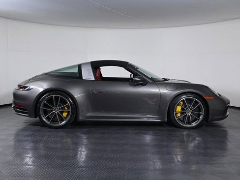 Used 2022 Porsche 911 Targa 4S image 8