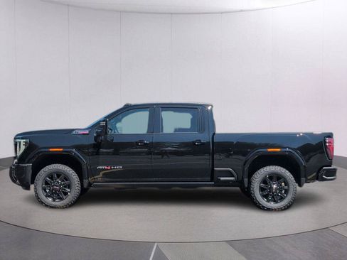 New 2026 GMC Sierra 2500 AT4 w/ AT4 Premium Plus Package AWD/4WD image 2