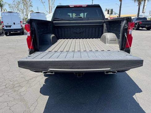 Used 2025 Chevrolet Silverado 1500 High Country w/ High Country Premium Package AWD/4WD image 15