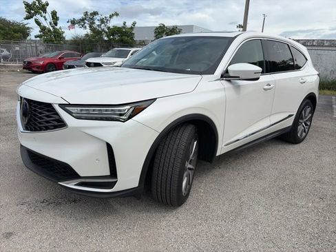 Used 2025 Acura MDX FWD w/ Technology Package image 4
