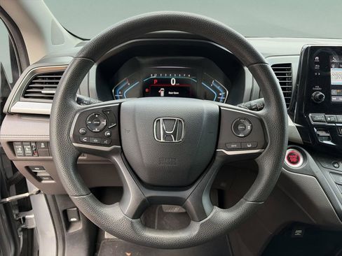 Used 2020 Honda Odyssey EX image 10