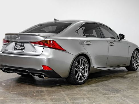 Used 2018 Lexus IS 300 F Sport w/ F Sport Package RWD image 8