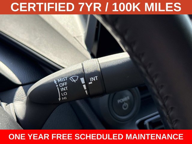 Used 2025 Toyota Prius LE FWD image 25