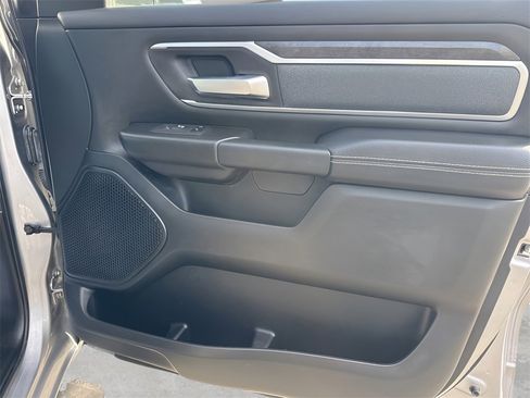Used 2022 RAM 1500 Big Horn image 9