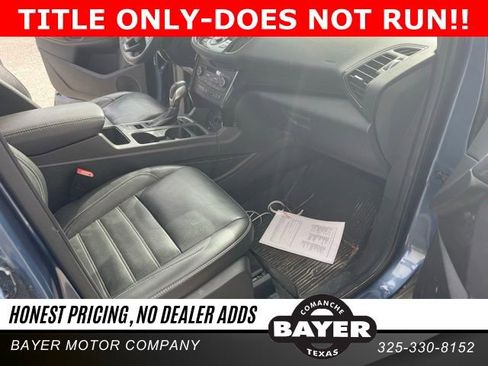 Used 2018 Ford Escape Titanium image 11