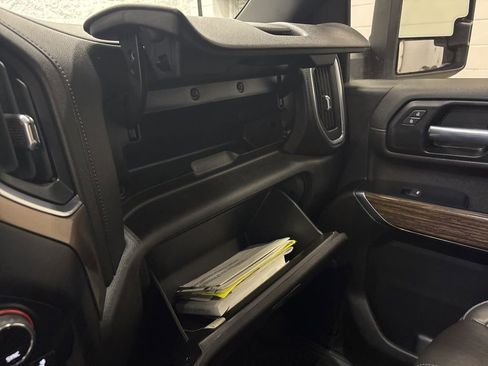 Used 2022 Chevrolet Silverado 3500 High Country w/ Z71 Off-Road Package image 17