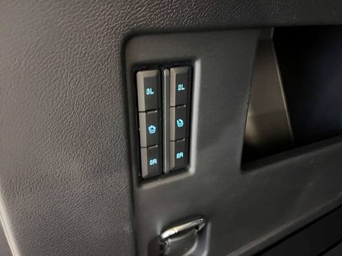 Used 2024 Ford Expedition Platinum AWD/4WD image 8