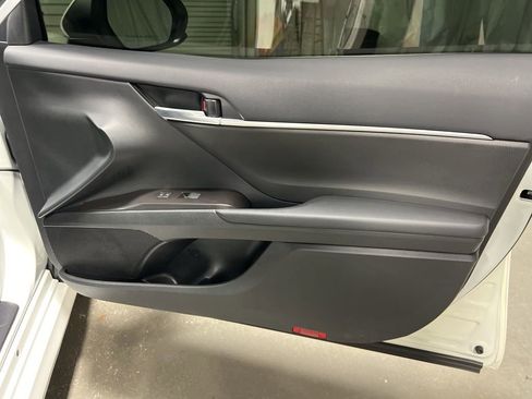 Used 2024 Toyota Camry LE image 10