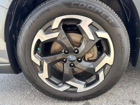 Certified 2021 Subaru Crosstrek 2.5i Limited w/ Moonroof Package 2 image 18