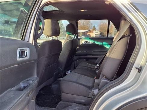 Used 2013 Ford Explorer XLT AWD/4WD image 10