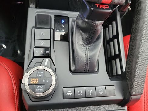 Used 2025 Toyota Tacoma TRD Pro AWD/4WD image 22