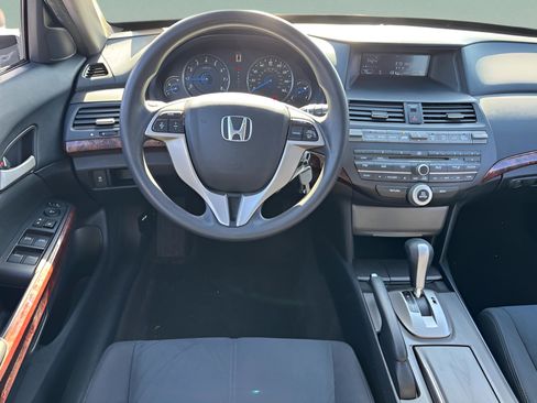 Used 2011 Honda Crosstour EX image 12