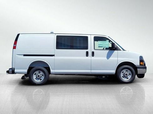 New 2026 GMC Savana 2500 w/ Driver Convenience Package RWD image 3