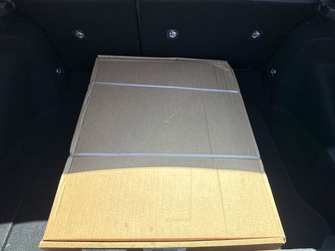 Used 2024 Toyota Prius LE image 10