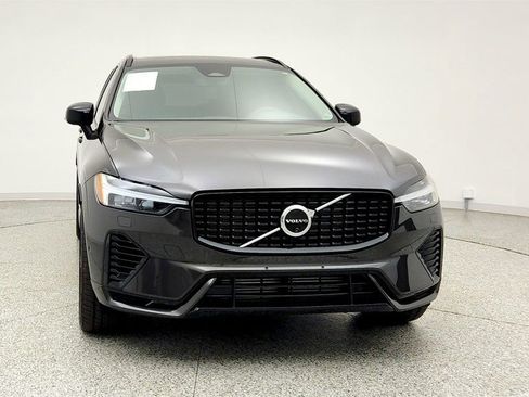 Used 2024 Volvo XC60 T8 Ultimate w/ Protection Package Premier AWD/4WD image 2