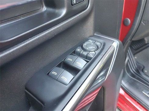 Used 2022 GMC Sierra 2500 AT4 image 73