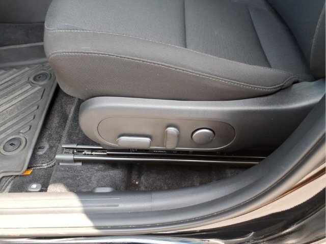 Used 2025 Hyundai Kona SEL AWD/4WD image 20