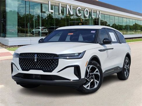 Certified 2024 Lincoln Nautilus Premier w/ Equipment Group 102A image 1