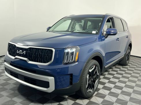 New 2025 Kia Telluride EX image 9