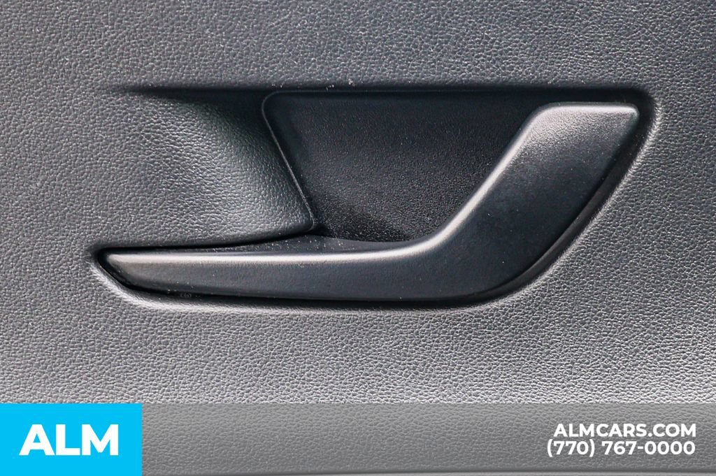 Used 2024 Hyundai Kona SEL FWD image 45