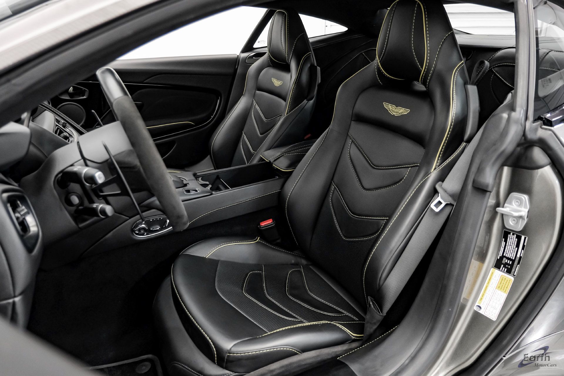 Used 2019 Aston Martin DBS Superleggera RWD image 42