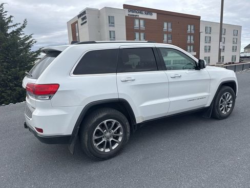 Used 2016 Jeep Grand Cherokee Limited w/ Luxury Group II image 4