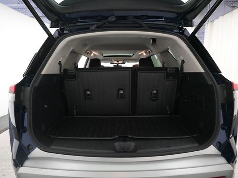 Certified 2025 Nissan Pathfinder Platinum AWD/4WD image 10