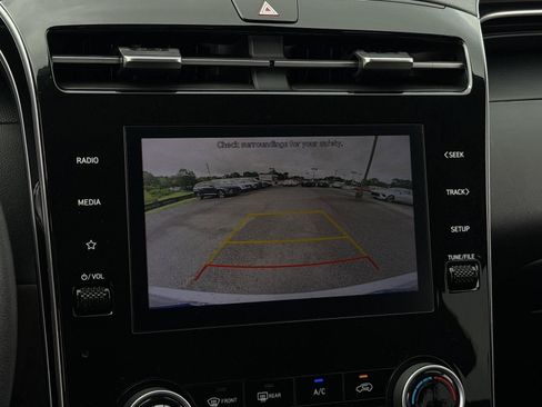 Used 2023 Hyundai Tucson SEL FWD image 12