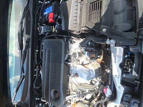 Used 2025 Honda Civic Sport image 16
