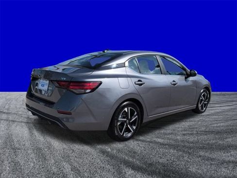 Used 2024 Nissan Sentra SV FWD image 4