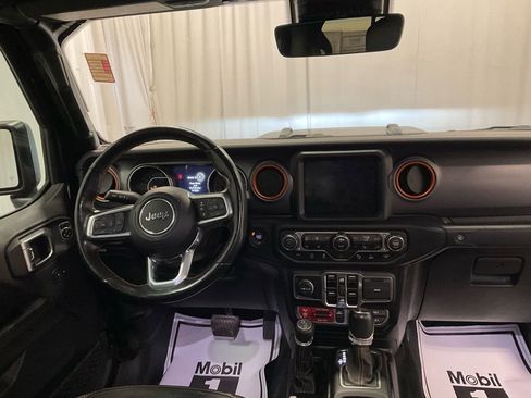 Used 2020 Jeep Gladiator Mojave w/ Dual Top Group AWD/4WD image 24