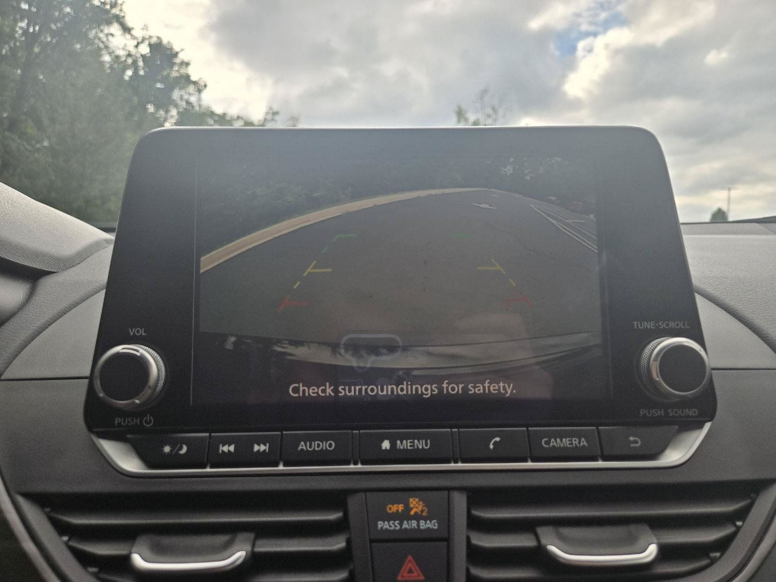 Used 2025 Nissan Altima 2.5 SV FWD image 19