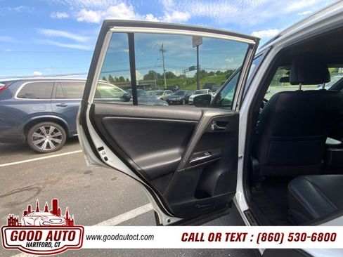 Used 2016 Toyota RAV4 SE AWD/4WD image 11