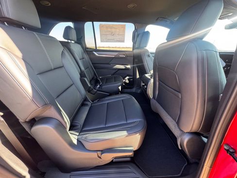 New 2026 GMC Acadia Elevation w/ Elevation Premium Package image 18