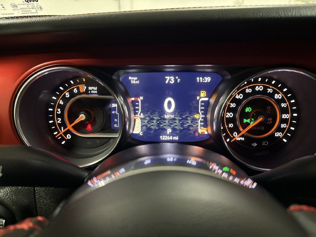 Used 2023 Jeep Gladiator Rubicon w/ LED Lighting Group AWD/4WD image 12