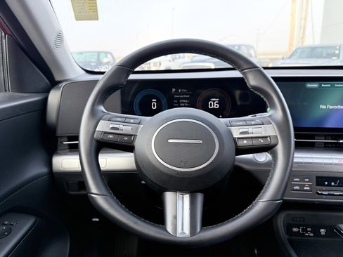 Used 2024 Hyundai Kona SEL image 12