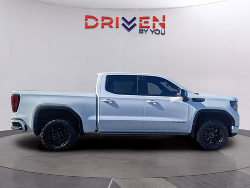 Used 2022 GMC Sierra 1500 AT4X image 8