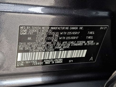 Used 2021 Toyota RAV4 LE FWD image 25
