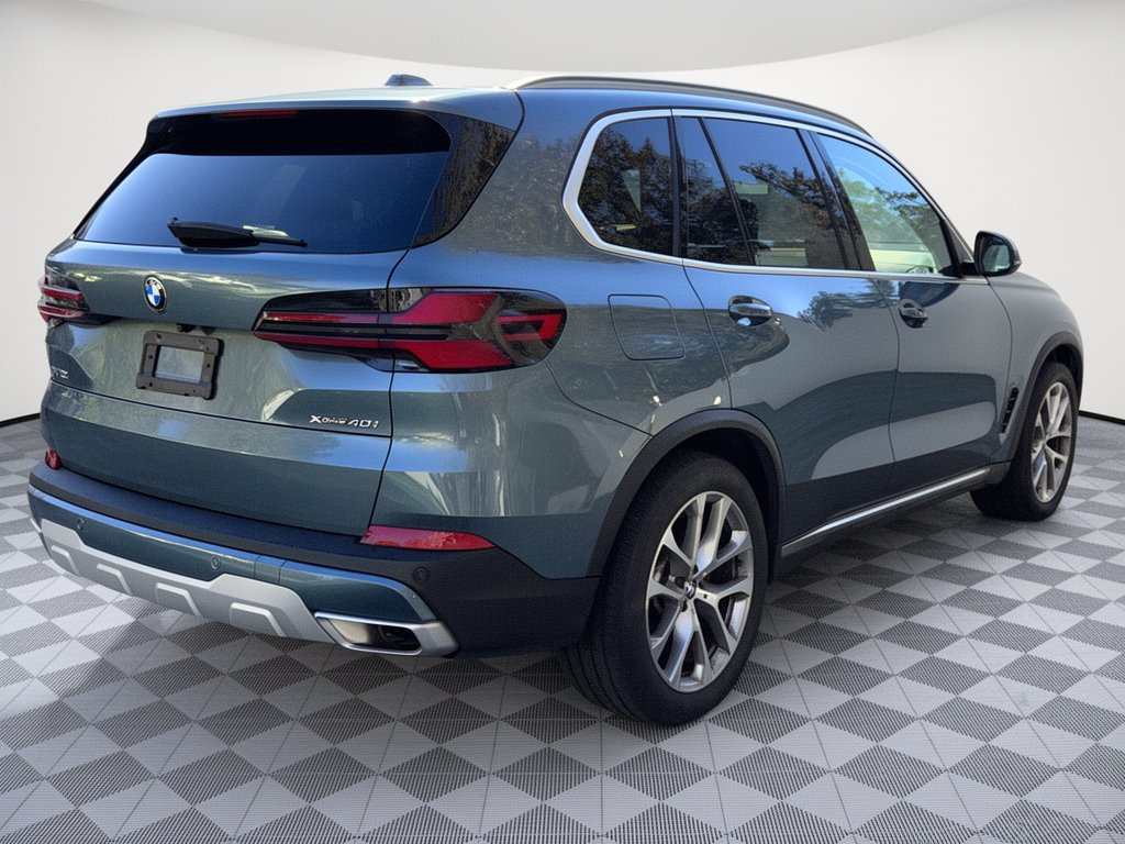Used 2024 BMW X5 xDrive40i w/ Premium Package AWD/4WD image 9
