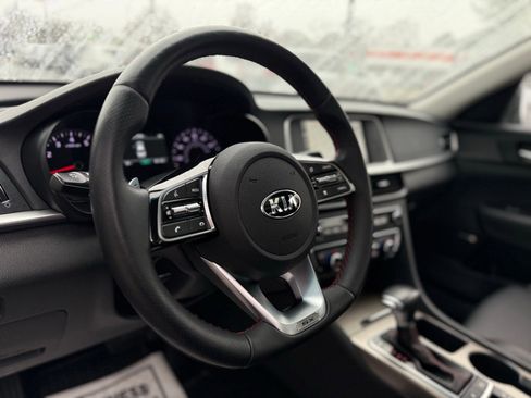 Used 2019 Kia Optima SX image 49